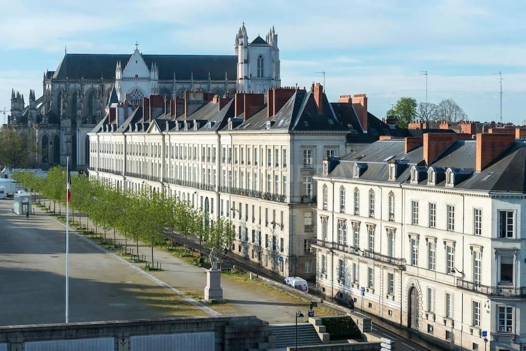 Grande Chambre Independante, Charme, Calme Sur Jardin, Nantes Centre, Acces Prive Par Escalier De L'Immeuble, Sdb & Wc Prives, 10 Minutes Gare Et Palais Des Congres Kültér fotó